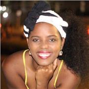 Licenciada en educación infantil, capacitada para brindar asesoría en cualquier área de básica primaria